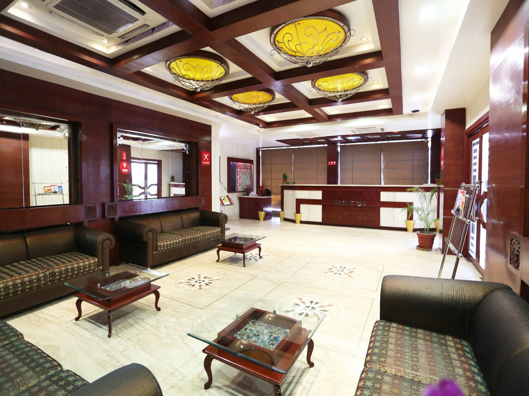 Oyo 2054 New Hotel Broadway Варанаси Экстерьер фото