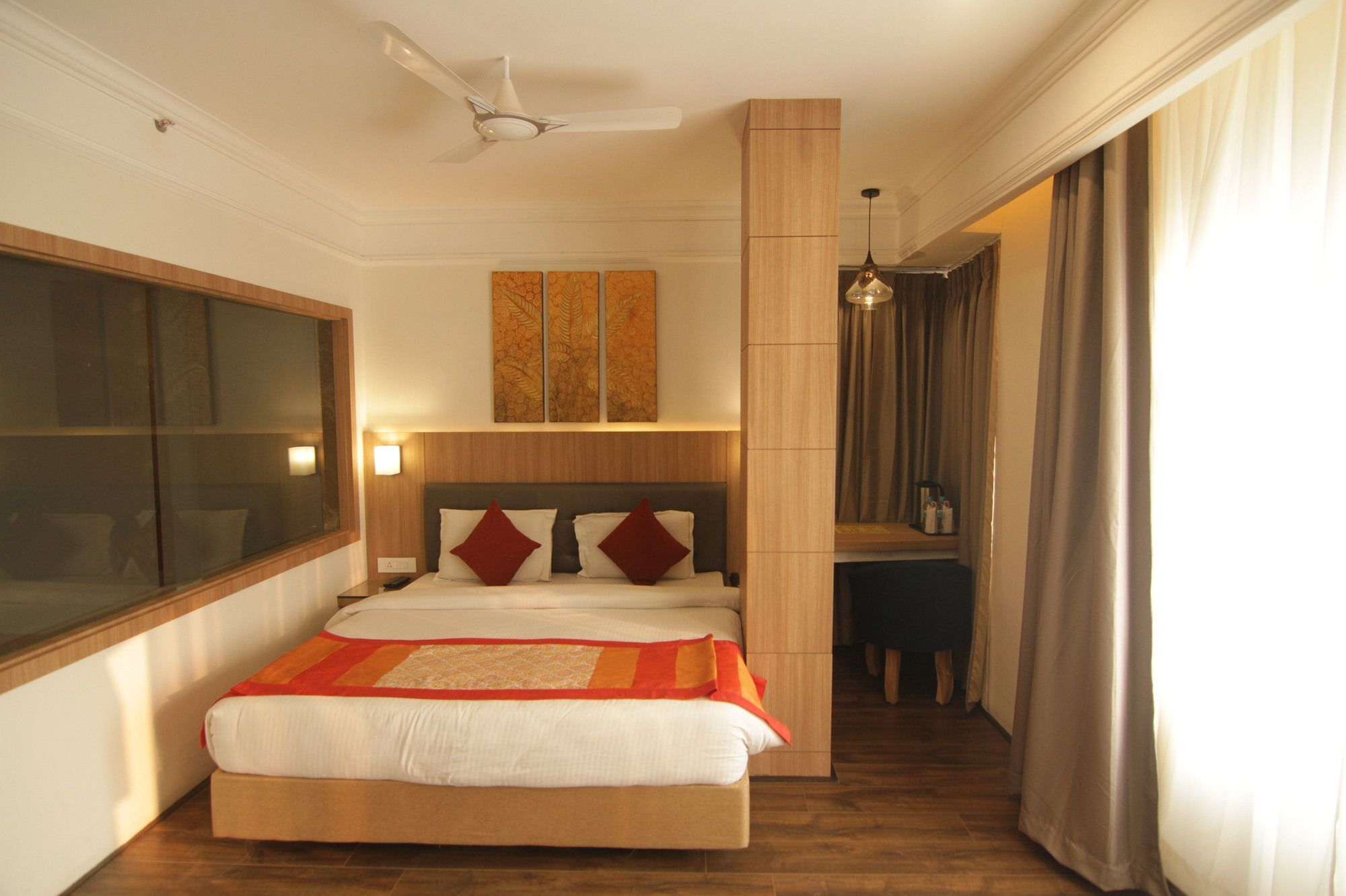 Oyo 2054 New Hotel Broadway Варанаси Экстерьер фото